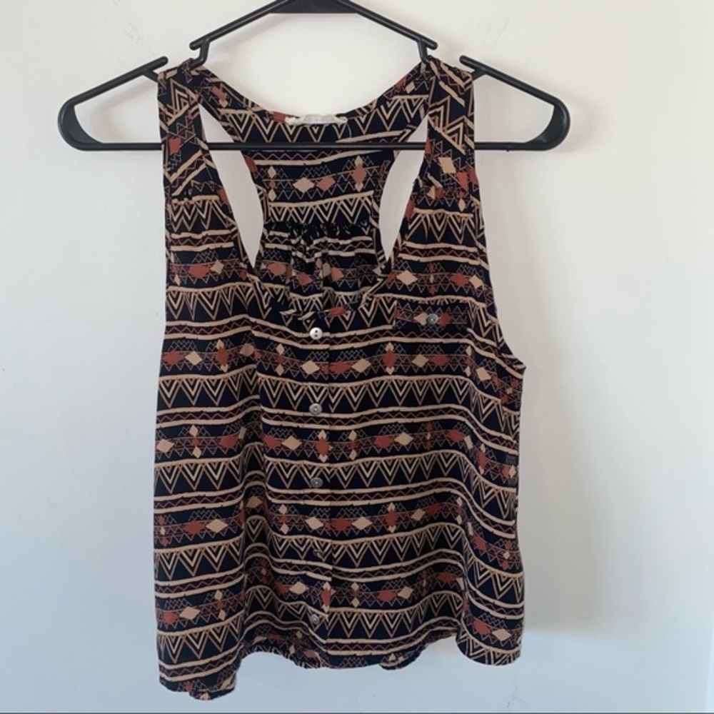 Hug Tank Top Size Small